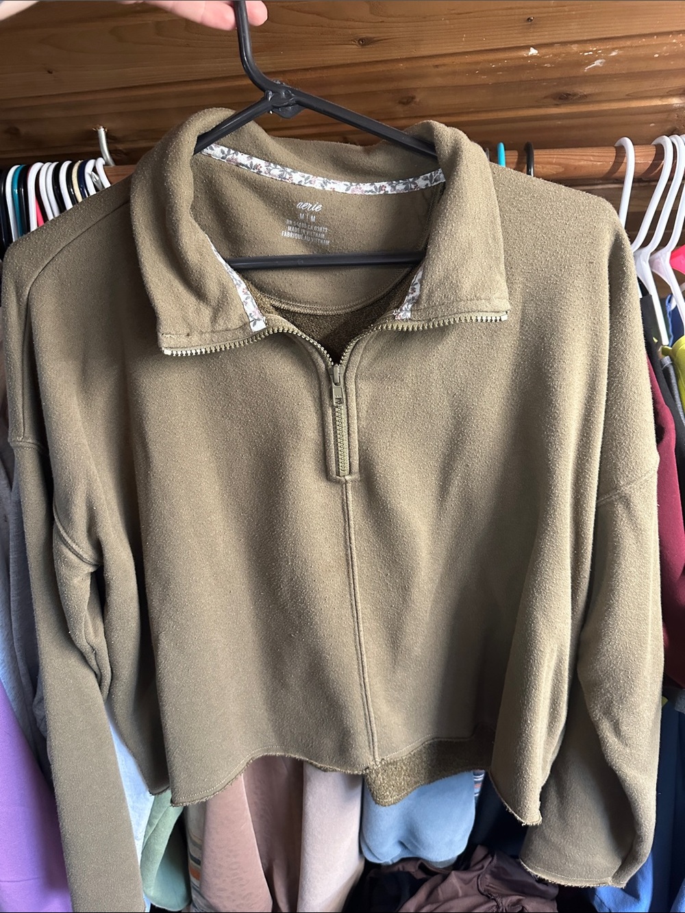 aerie Olive cropped Zip-Up Fleece Pullover women’s medium